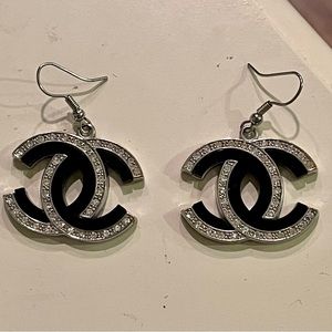 Fashion CC earrings